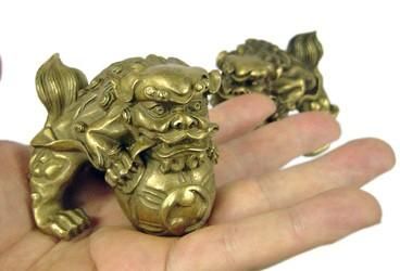 【在庫あり★即納可能】銅製 獅子戯球(小)★風水【新品】
