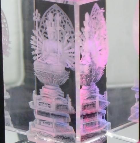 在庫あり☆即納可能】千手観音菩薩 クリスタルガラス レーザー彫り LED