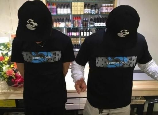 【赤字上等★激安セール】絶版品【在庫ラスト1個★即納可能】Scorpion Mods Black shirts★スコーピオンモッズ ブラック Tシャツ★電子タバコ VAPE ベイプ【新品・未開封】