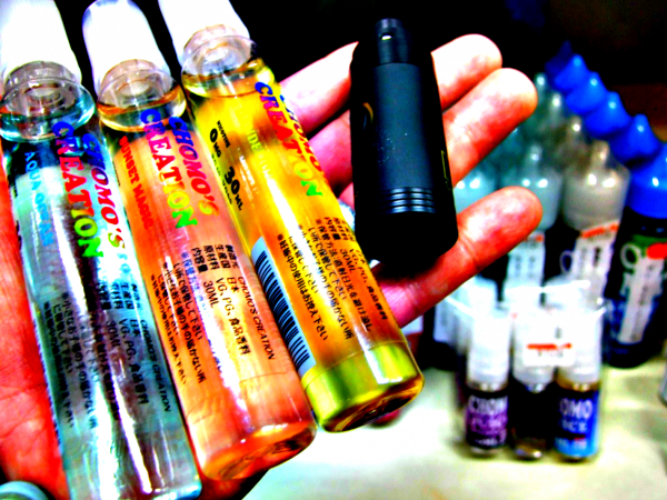 【赤字上等★激安セール】絶版品【在庫ラスト2個】Chomo's Creation(CHOMO JUICES) Dandelion 30ml★チョモズ クリエイション チョモジュース ダンデライオン