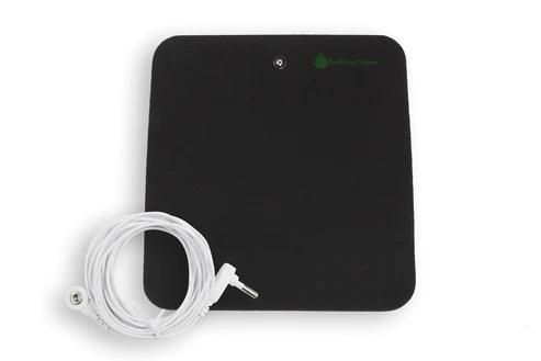 【メーカー直送】アーシングマット マウス用（コード付き）★PC Mac ノイズ 低減 電磁波 対策 デスク 勉強机 に グラウンディング 材質 導電性塩化ビニル ウレタン★PCノイズの低減