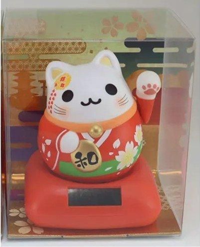 【在庫あり★即納可能】ソーラーまるまる幸せ招き猫 和心着物・赤【新品★未使用品】