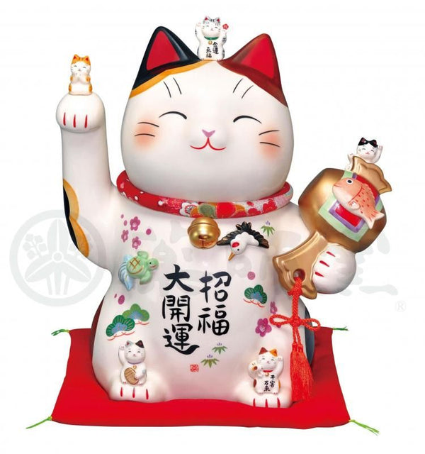 【お取り寄せ★納期 最長 約2週間】彩絵 招福 大開運 招き猫(ちりめん首輪付・11.5号)貯金箱★焼物の街、瀬戸市発祥のブランド！薬師窯！
